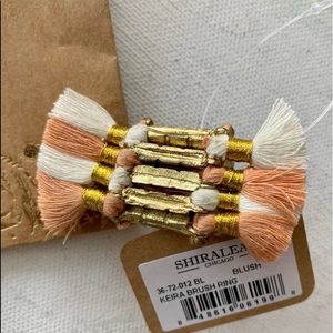 NWT Shiraleah Anthropologie Keira Brush Boho Adjustable Ring Blush/White Fringe